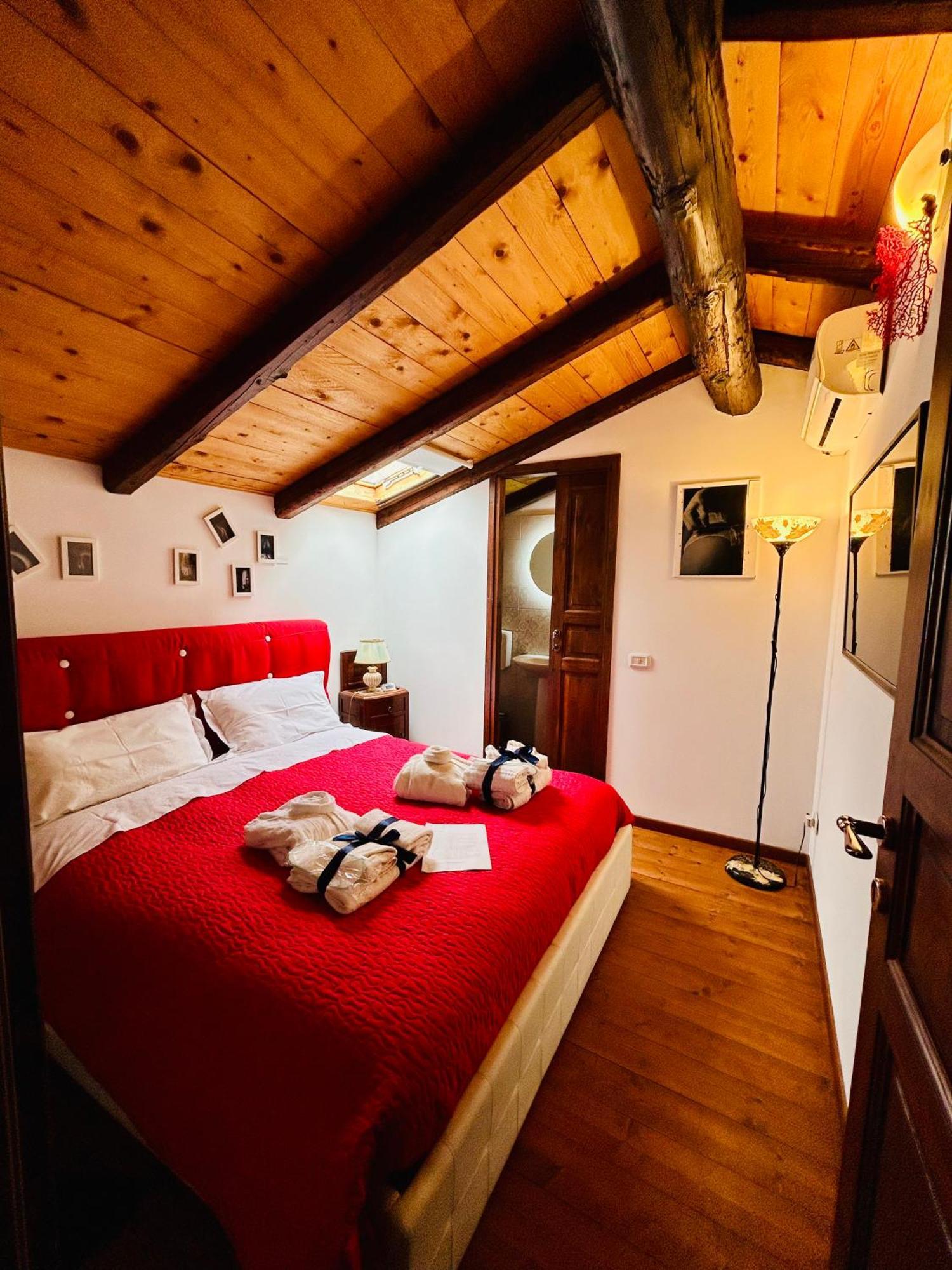 Lisa'S Home Piedimonte Etneo Zewnętrze zdjęcie